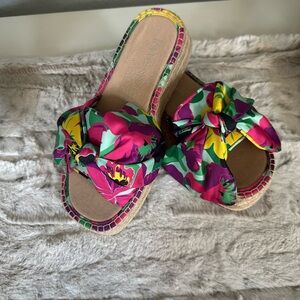 NIB Kate Spade Lucie Orchid Bloom Espadrilles